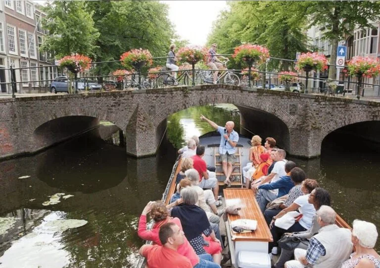 Arrangement De Bonte Wereld van Den Haag